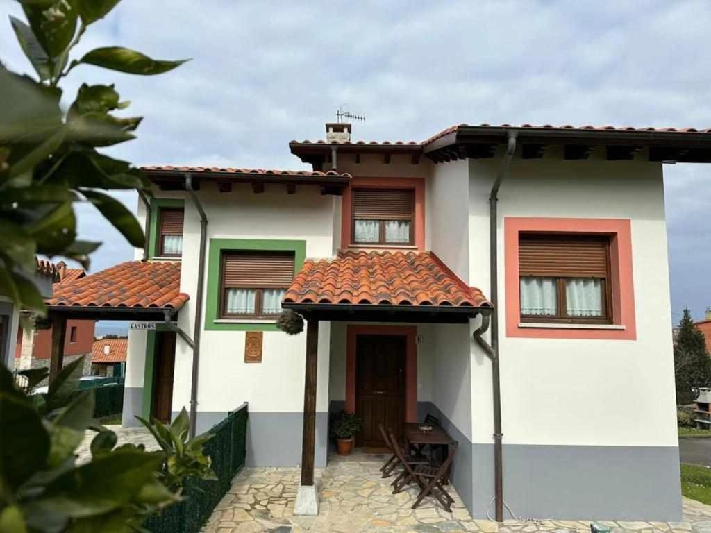 Los Castros Apartamentos Rurales A Llames de Pría Exterior foto